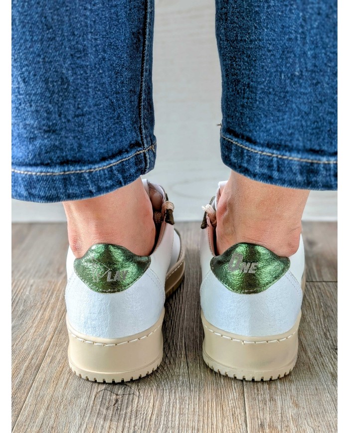 Venus 13 Kaki Venus 13 Kaki