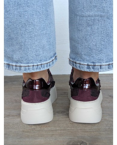 Nilda bordeaux Nilda bordeaux