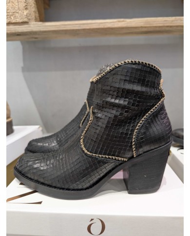 Ecaille 2202 Ecaille 2202